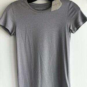 Majestic Filatures siz 1 NWT T Shirt Super Washed Soft Touch